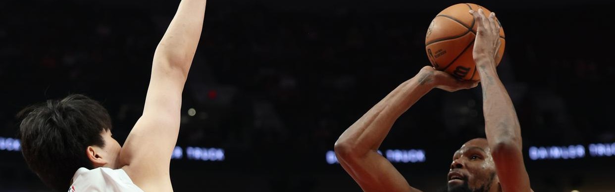 3场三分7中0！火箭射手全面退化？23岁控卫归队助战，或取而代之